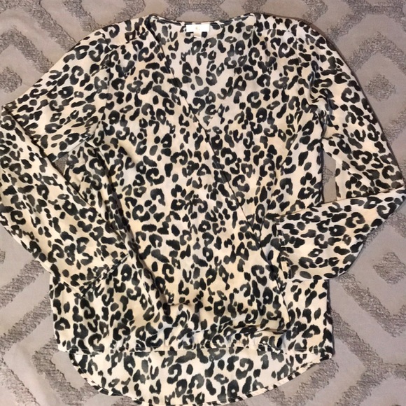 Charming Charlie Tops - NWOT Charming Charlie Leopard Print Top